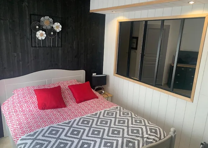 De L'eglise Appartement *