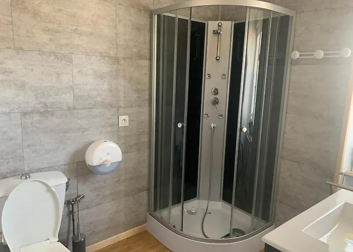 De L'eglise Appartement *